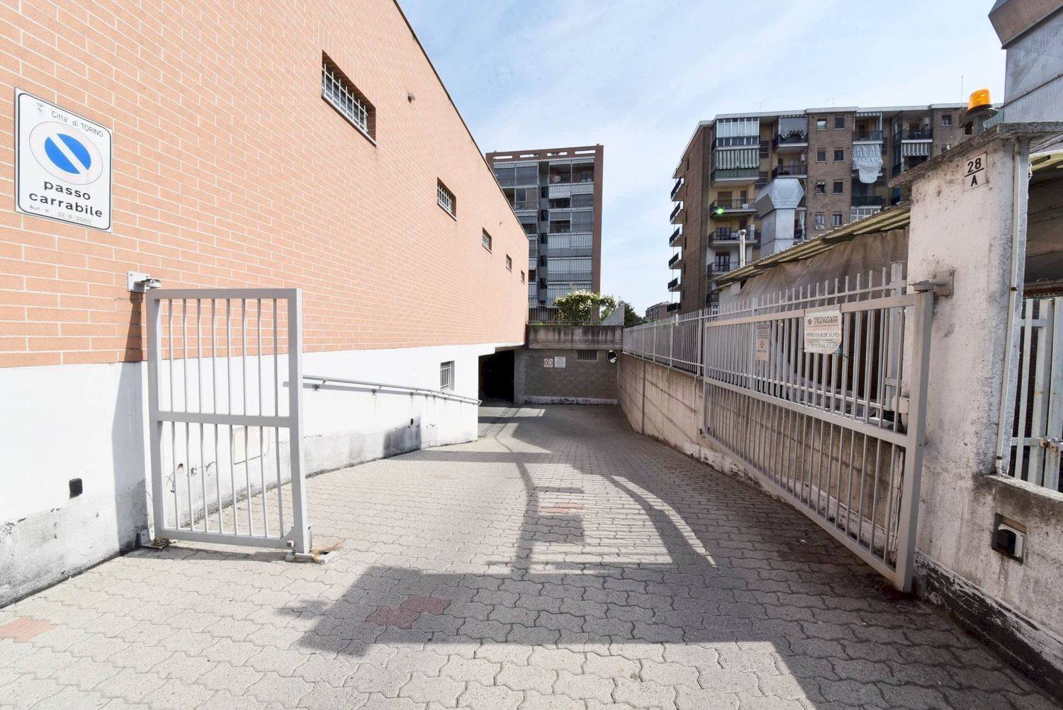 Accesso Carraio - Box Via Carlo Porta
30, Torino - photo 3