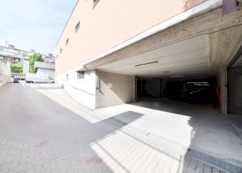 Rampa Di Accesso - Box Via Carlo Porta
 
30, Torino - photo 4