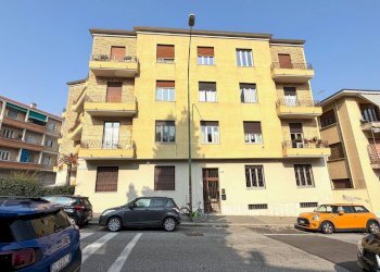Facciata - Four-room apartment Via Lomellina
 
49, Torino - photo 2