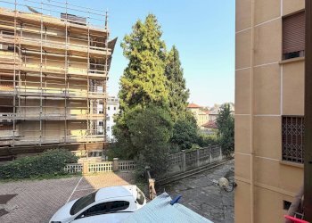 Vista - Four-room apartment Via Lomellina
 
49, Torino - photo 21
