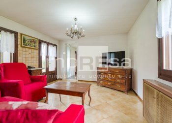 Foto 5 - Rustico Viale A. Dante
 
98, Fontanafredda - foto 5