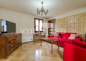 Foto 6 - Rustico Viale A. Dante
 
98, Fontanafredda - foto 6