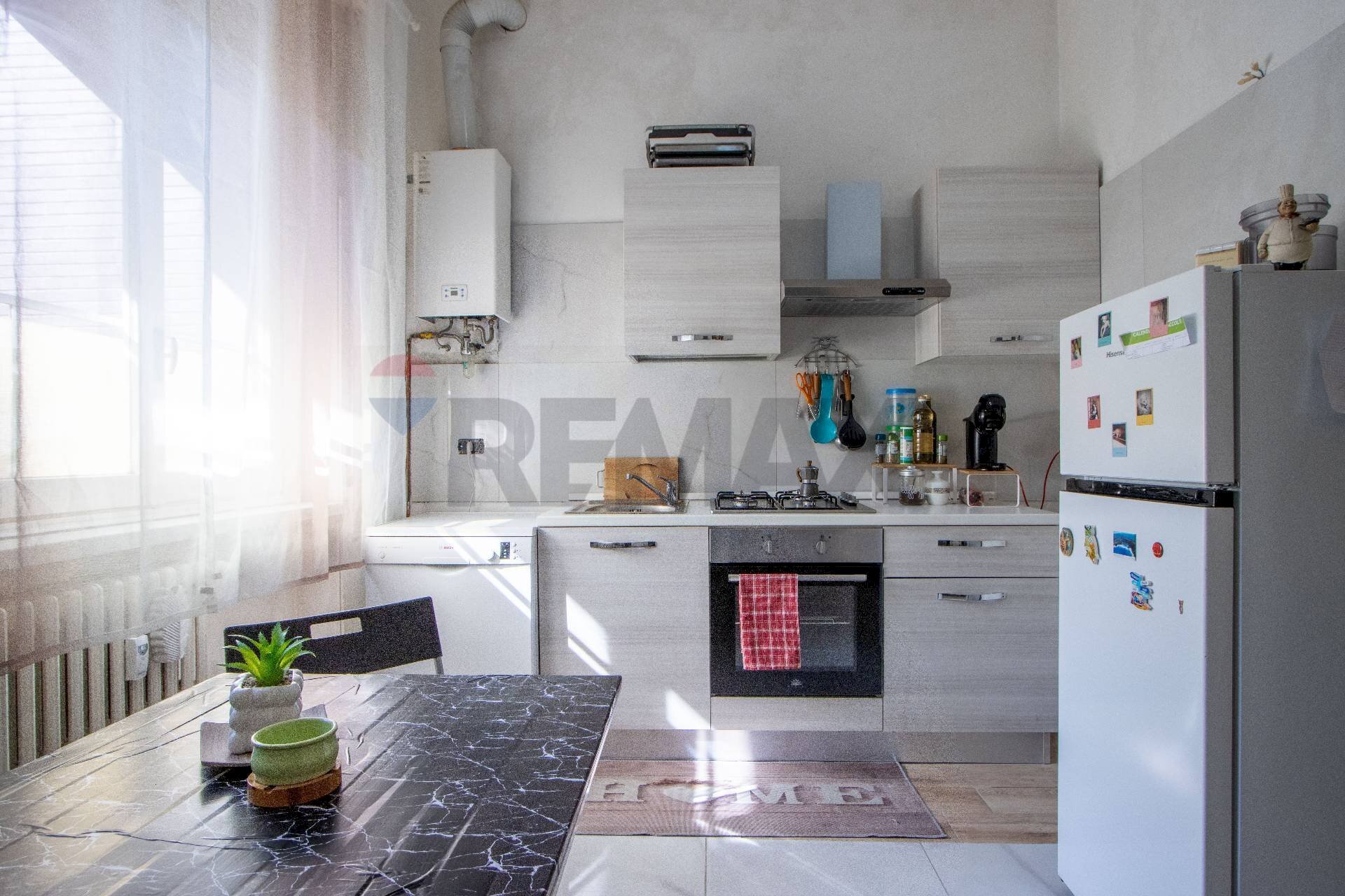 Cucina - Two-room apartment VIA FOGAZZARO
 
4, Seregno - photo 2