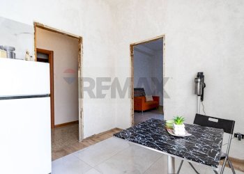 Sala da pranzo - Two-room apartment VIA FOGAZZARO
 
4, Seregno - photo 4