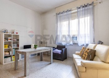 Soggiorno - Two-room apartment VIA FOGAZZARO
 
4, Seregno - photo 6