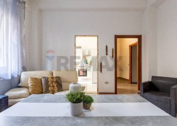 Soggiorno - Two-room apartment VIA FOGAZZARO
 
4, Seregno - photo 8
