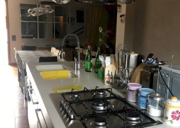 Cucina - Terraced Villa Via della Liberazione
 
16, Pero - photo 9