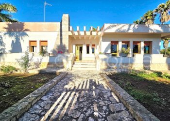 Foto 1 - Villa Corso Giuseppe Garibaldi
 
SNC, Racale - foto 1