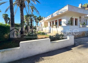 Foto 2 - Villa Corso Giuseppe Garibaldi
 
SNC, Racale - foto 2