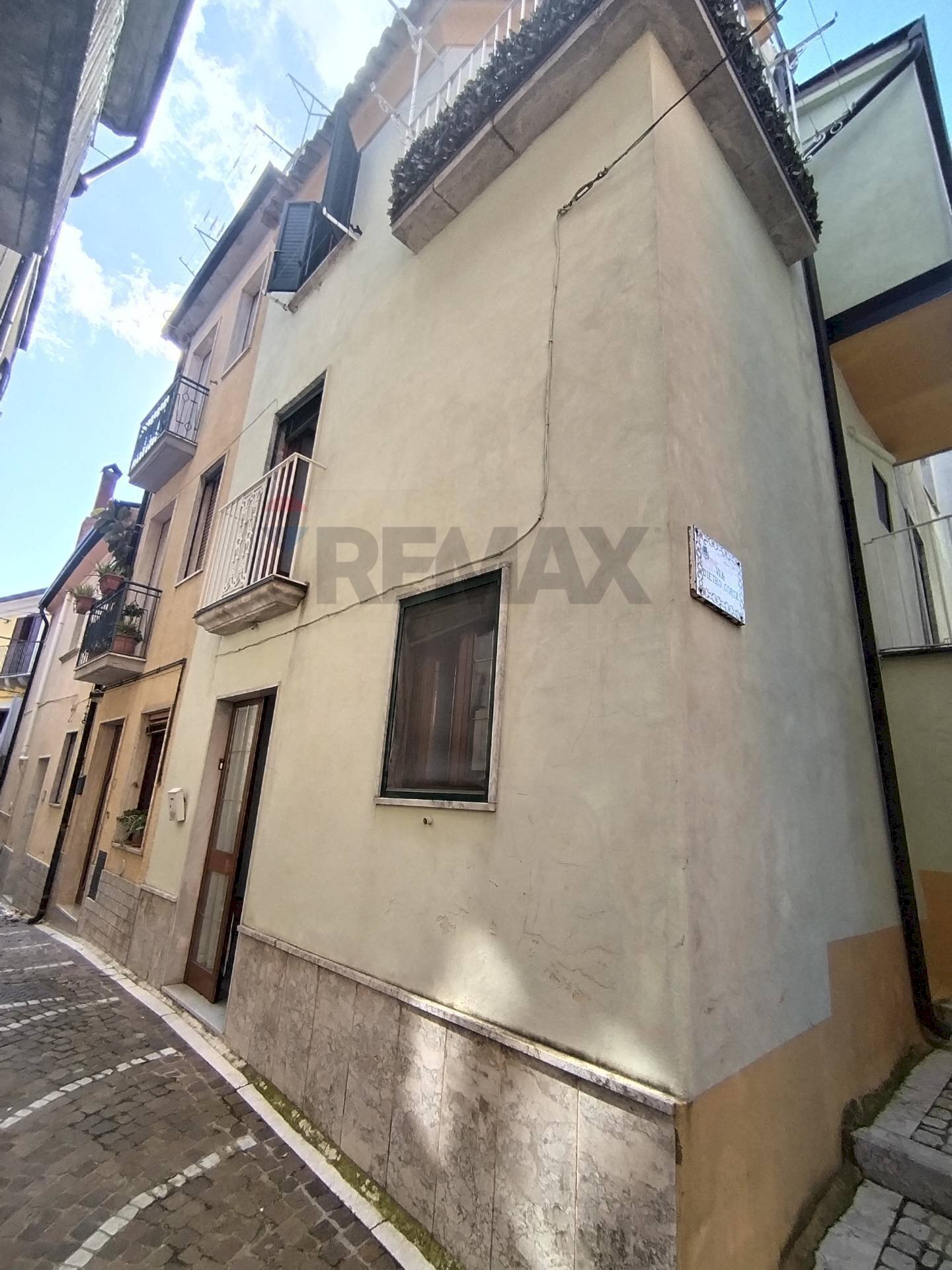 Casa all\'aperto - Casa semi indipendente VIA GIUSEPPE GARIBALDI
 
5, San Lupo - foto 3