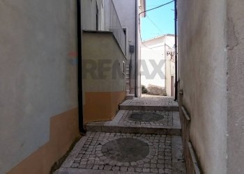 Scale - Casa semi indipendente VIA GIUSEPPE GARIBALDI
 
5, San Lupo - foto 4