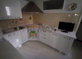 Cucina - Casa semi indipendente VIA GIUSEPPE GARIBALDI
 
5, San Lupo - foto 5