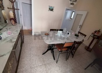Sala da pranzo - Casa semi indipendente VIA GIUSEPPE GARIBALDI
 
5, San Lupo - foto 16
