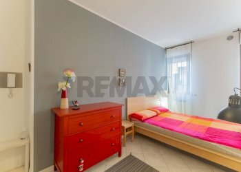 Camera / camera da letto - Monolocale Via XX Settembre
 
72, Busto Arsizio - foto 6