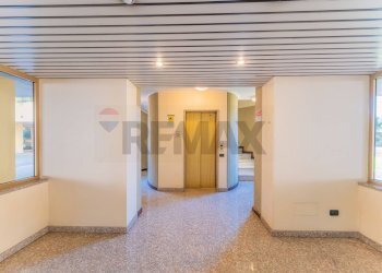 Stanza vuota - Monolocale Via XX Settembre
 
72, Busto Arsizio - foto 19