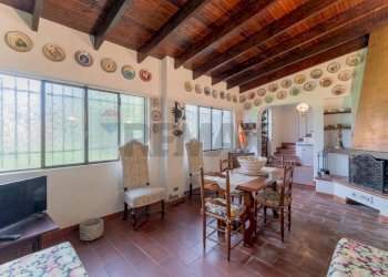 Sala da pranzo - Rustico VIA MENOTTI
 
15, Busto Arsizio - foto 5