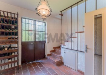 Scale - Rustico VIA MENOTTI
 
15, Busto Arsizio - foto 12