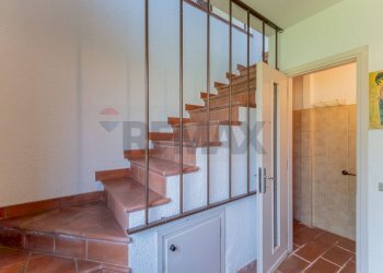 Scale - Rustico VIA MENOTTI
 
15, Busto Arsizio - foto 13