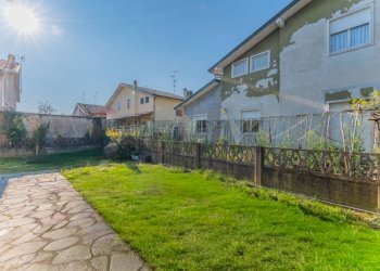 Giardino - Casa semi indipendente via Parma
 
86, Legnano - foto 3