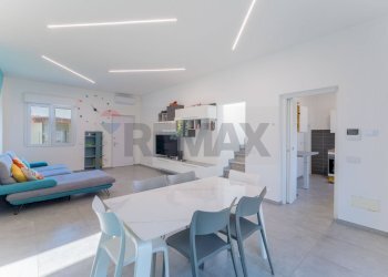 Sala da pranzo - Casa semi indipendente via Parma
 
86, Legnano - foto 6