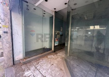 Bagno - Locale Commerciale Via Bernardo Cavallino
 
69, Napoli - foto 7