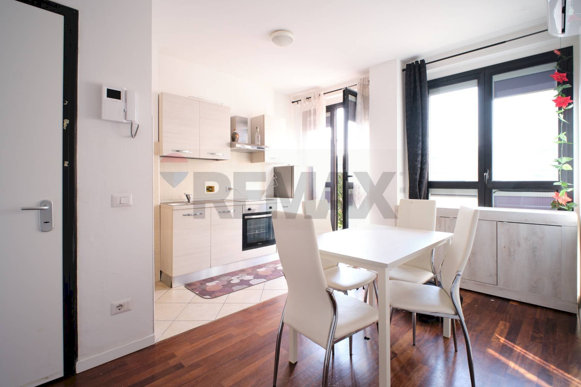 Sala da pranzo - Two-room apartment PIAZZALE REPUBBLICA
 
11, Fidenza - photo 1