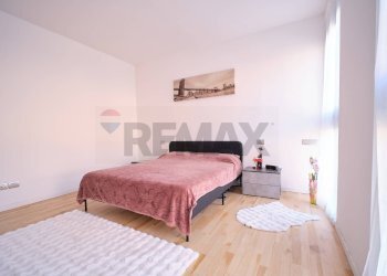 Camera / camera da letto - Two-room apartment PIAZZALE REPUBBLICA
 
11, Fidenza - photo 8