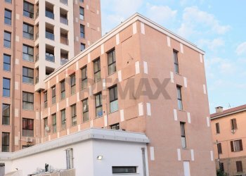 Edificio all\'aperto - Two-room apartment PIAZZALE REPUBBLICA
 
11, Fidenza - photo 14