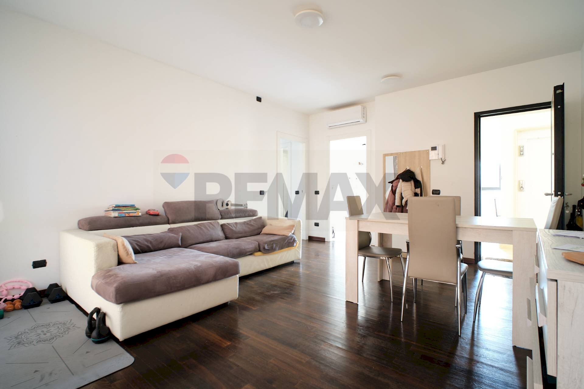 Sala da pranzo - Three-room apartment PIAZZA DELLE REPUBBLICA
 
11, Fidenza - photo 2