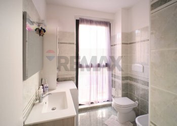 Bagno - Three-room apartment PIAZZA DELLE REPUBBLICA
 
11, Fidenza - photo 5