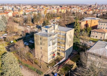 Edificio all\'aperto - Trilocale Fidenza - foto 1