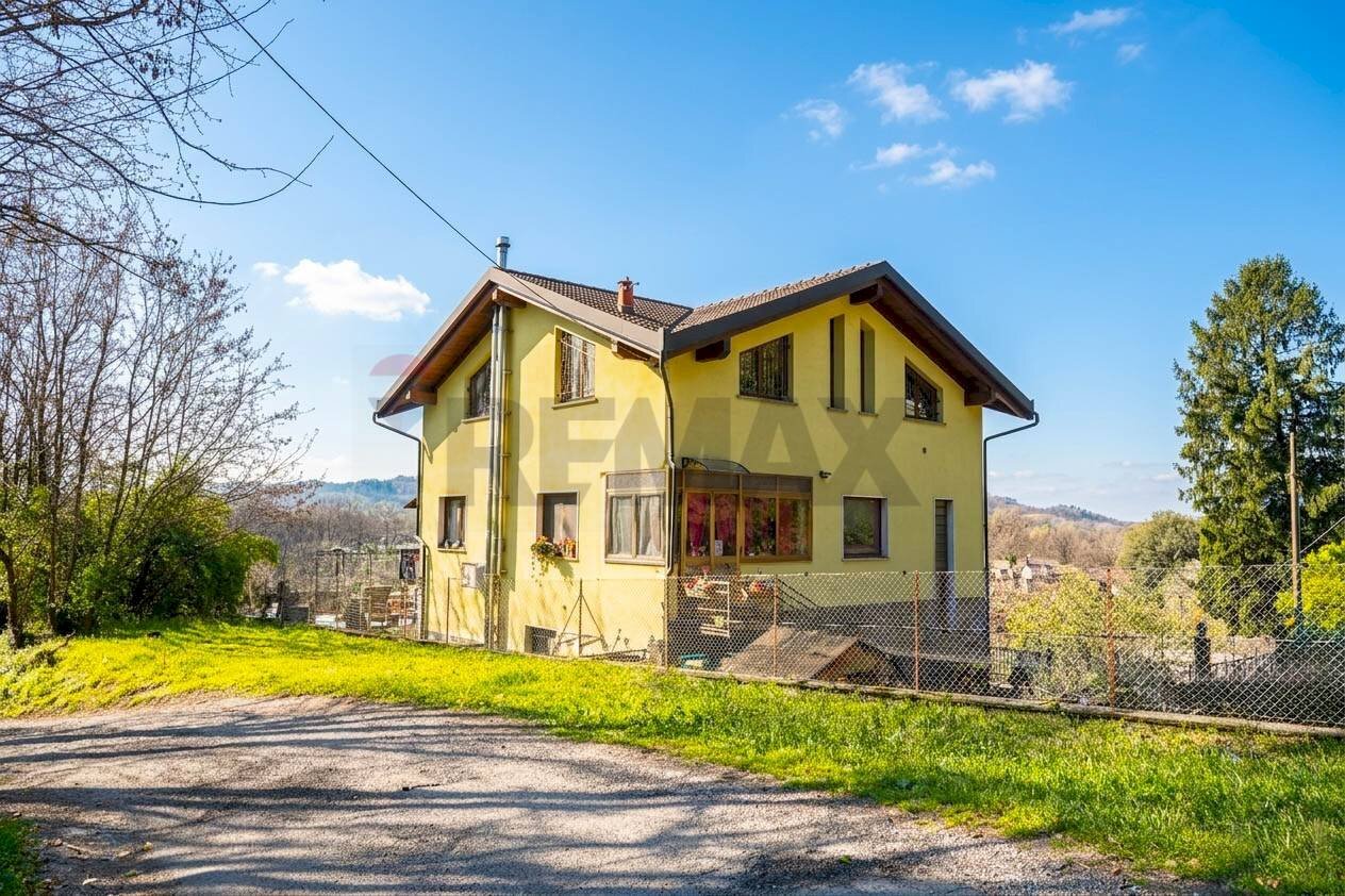 Casa all\'aperto - Villa via Cavour
 
5, Caravate - foto 1