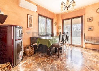 Sala da pranzo - Villa via Cavour
 
5, Caravate - foto 11