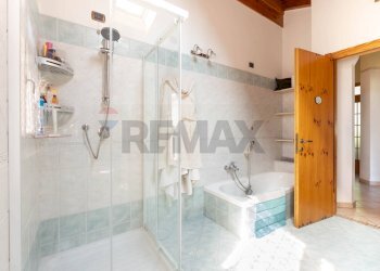 Bagno - Villa via Cavour
 
5, Caravate - foto 21