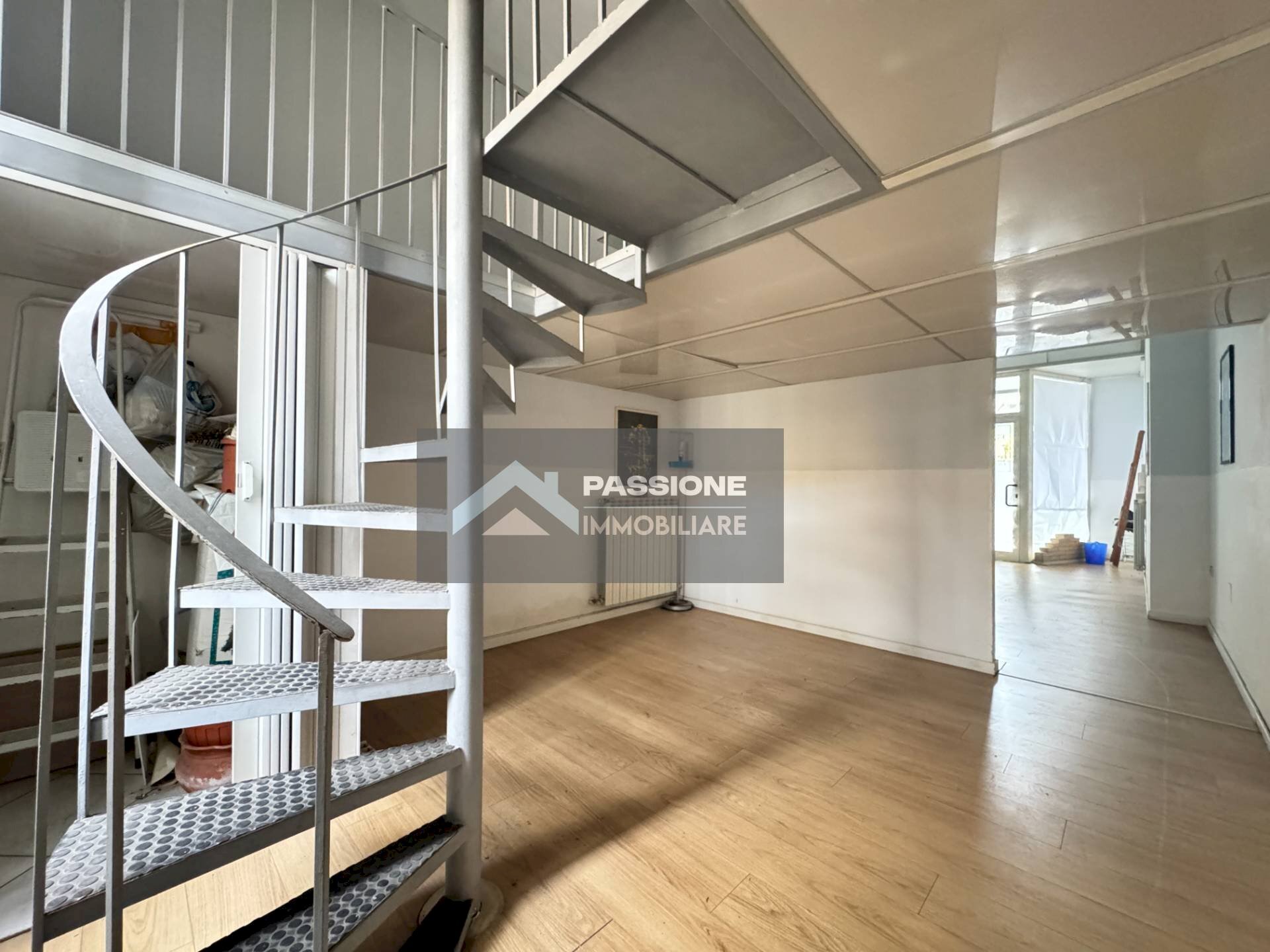 Foto 3 - Locale Commerciale via thaon  de revel
 
24, Giulianova - foto 3