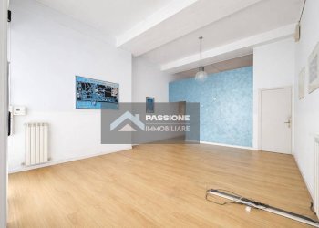 Foto 2 - Locale Commerciale via thaon  de revel
 
24, Giulianova - foto 2