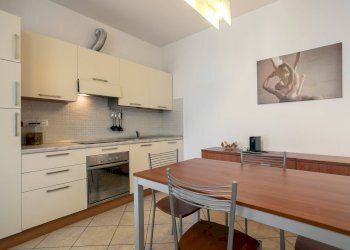 Foto 6 - Bilocale VIA SAN BERNARDINO
 
46, Lallio - foto 6