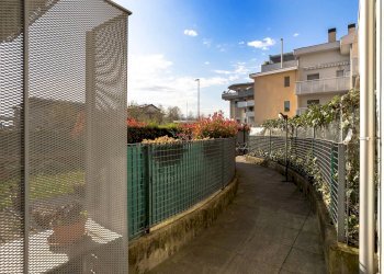 Foto 21 - Bilocale VIA SAN BERNARDINO
 
46, Lallio - foto 21