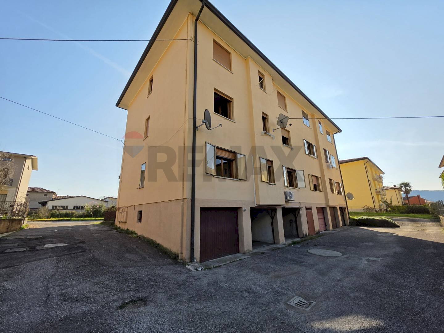 Edificio all\'aperto - Quadrilocale Via Sofia Da Camino
 
4, Follina - foto 2