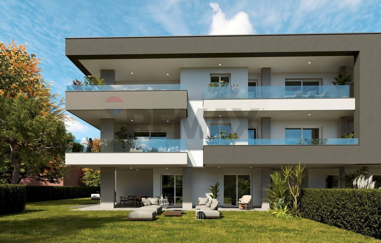 Edificio all\'aperto - Quadrilocale via Trento, Cadorago - foto 2