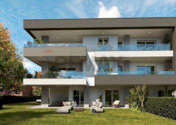 Edificio all\'aperto - Three-room apartment via Trento, Cadorago - photo 3