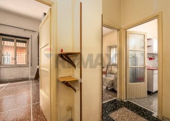 Hall / corridoio - Two-room apartment Via Lucrino
 
26, Roma - photo 12