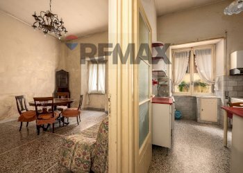 Sala da pranzo - Bilocale Via Lucrino
 
26, Roma - foto 20