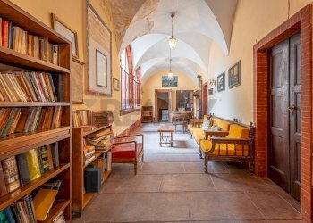 Hall / corridoio - Castello Buronzo - foto 18