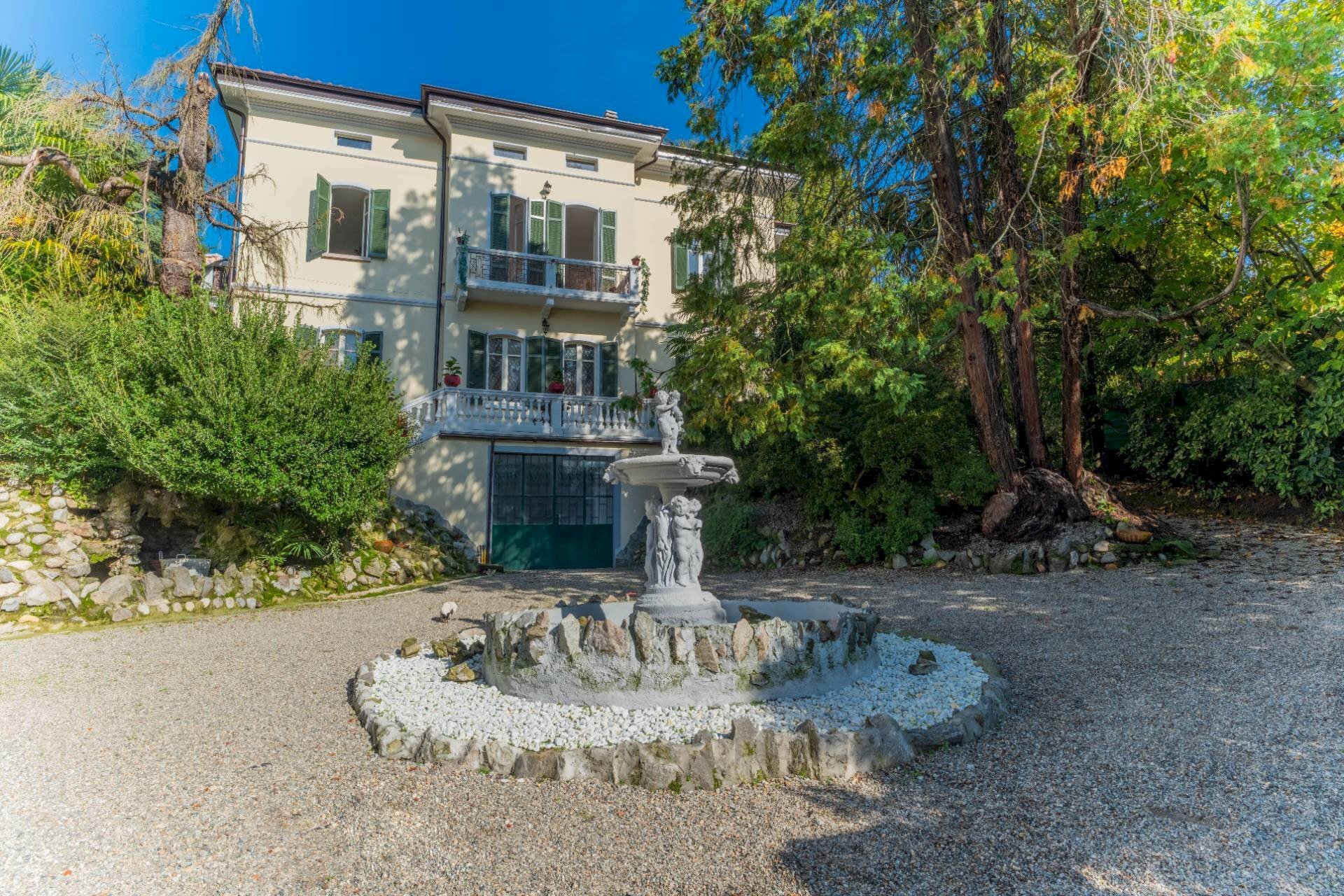 Casa all\'aperto - Villa Castelletto Sopra Ticino - foto 1