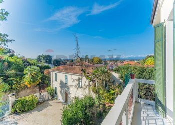 Balcone - Villa Castelletto Sopra Ticino - foto 8