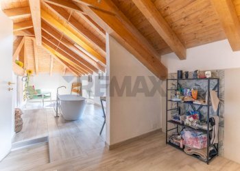 Camera / camera da letto - Villa Castelletto Sopra Ticino - foto 24