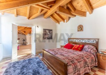 Camera / camera da letto - Villa Castelletto Sopra Ticino - foto 25