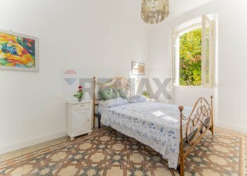 Camera / camera da letto - Villa Castelletto Sopra Ticino - foto 38