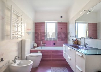 Bagno - Villa Fraz. Cresta
 
2B, Masera - foto 16